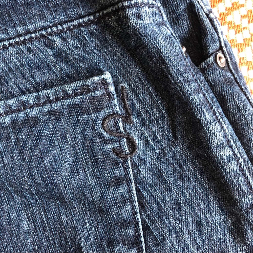 “Simply Vera” Vera Wang tapered leg jeans